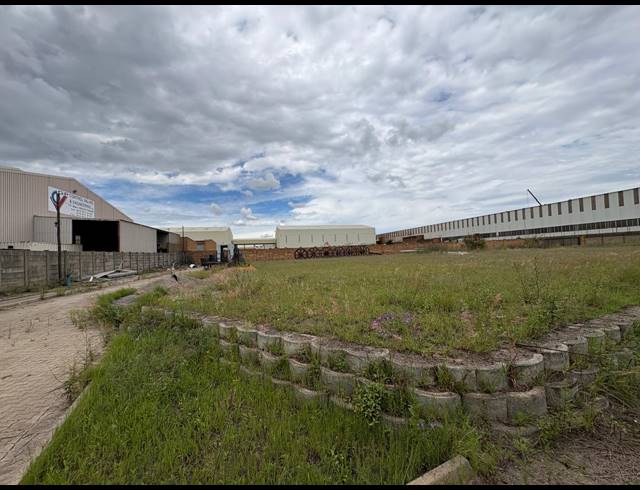 3,646M² VACANT LAND FOR SALE IN VAALPARK